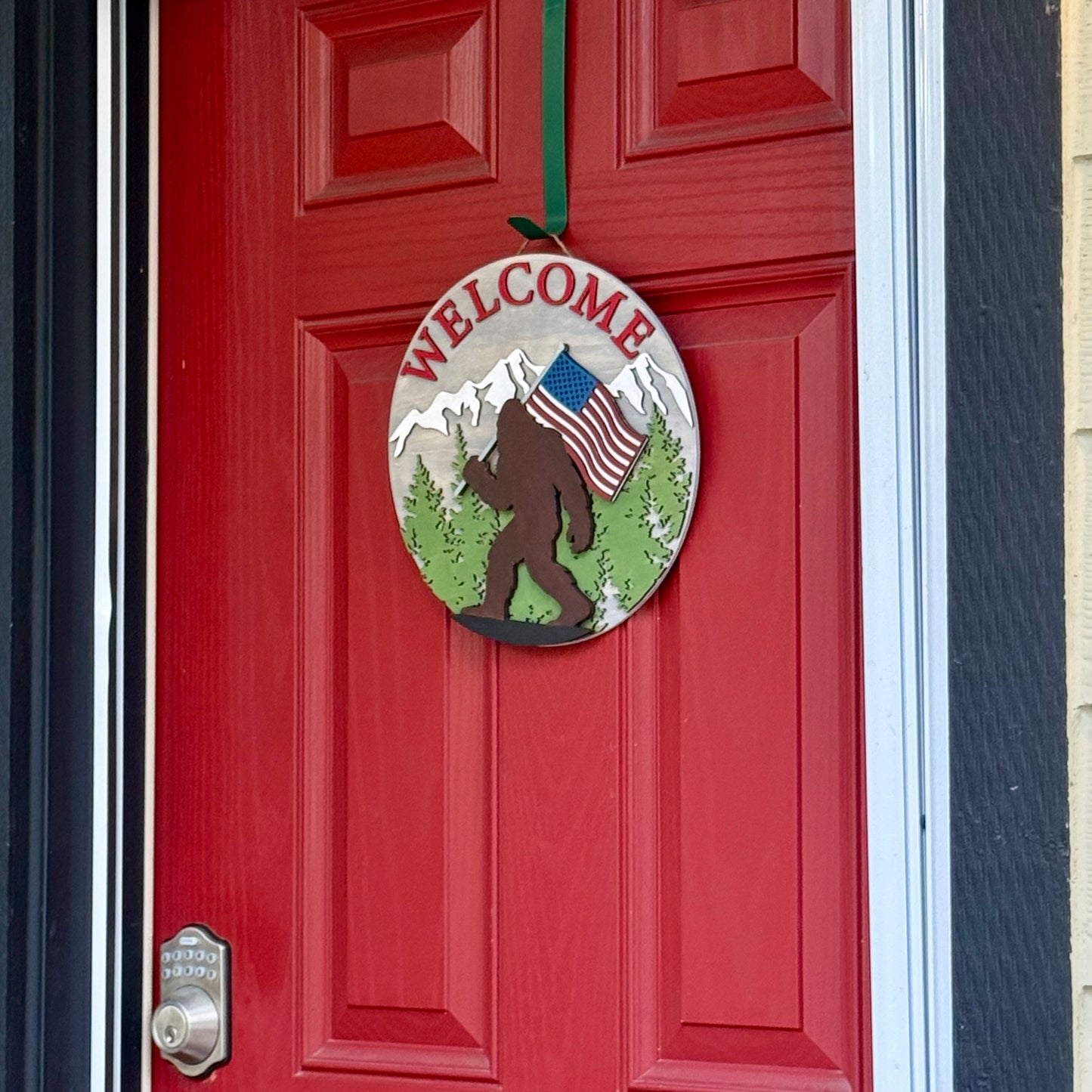 Round wood sign - Bigfoot American Flag